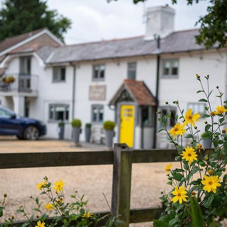 Cottage Lodge Hotel Брокенхърст Екстериор снимка